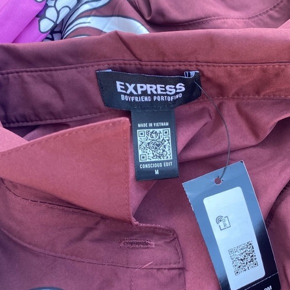 Express Patterned Portofino Top - Picture 4 of 4